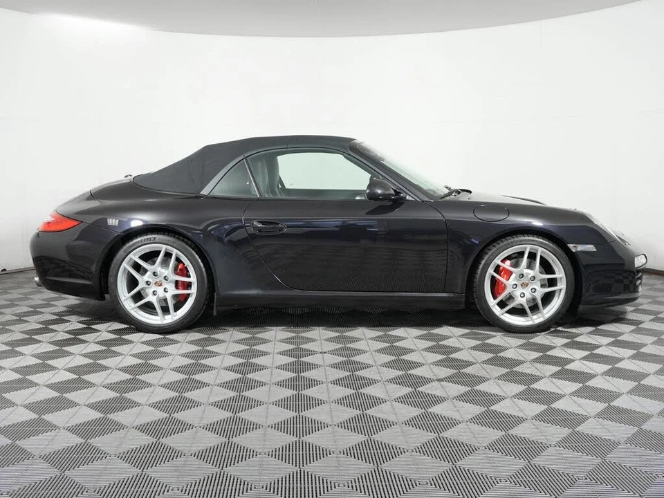 2010 Porsche 997 Carrera S - Image 13 of 31