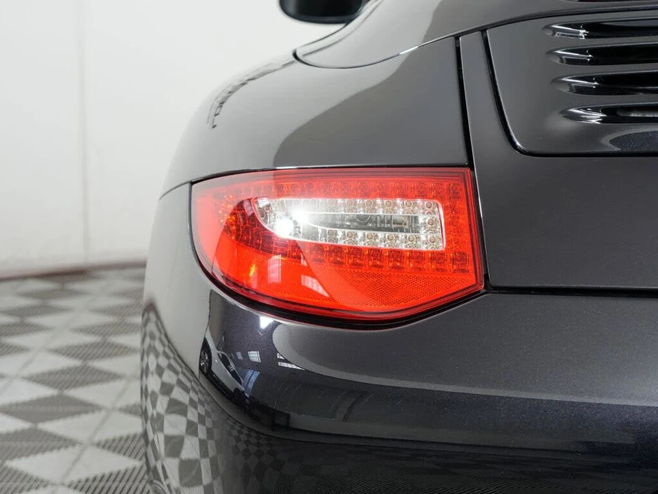 2010 Porsche 997 Carrera S - Image 17 of 31