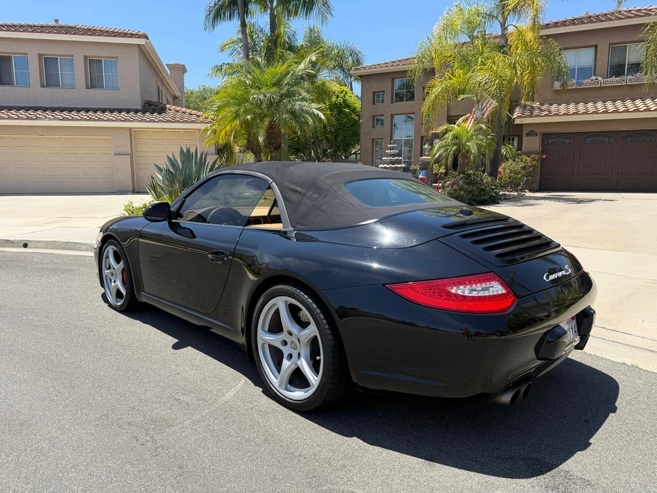 2010 Porsche 997 Carrera S - Image 15 of 31