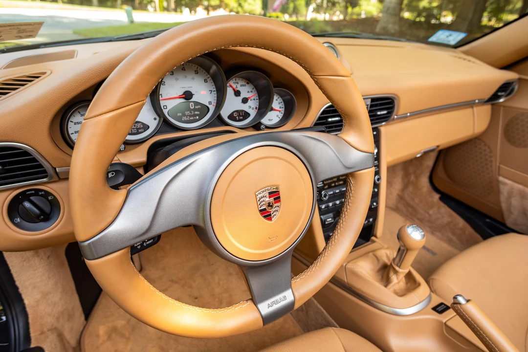 2010 Porsche 997 Carrera S - Image 24 of 31