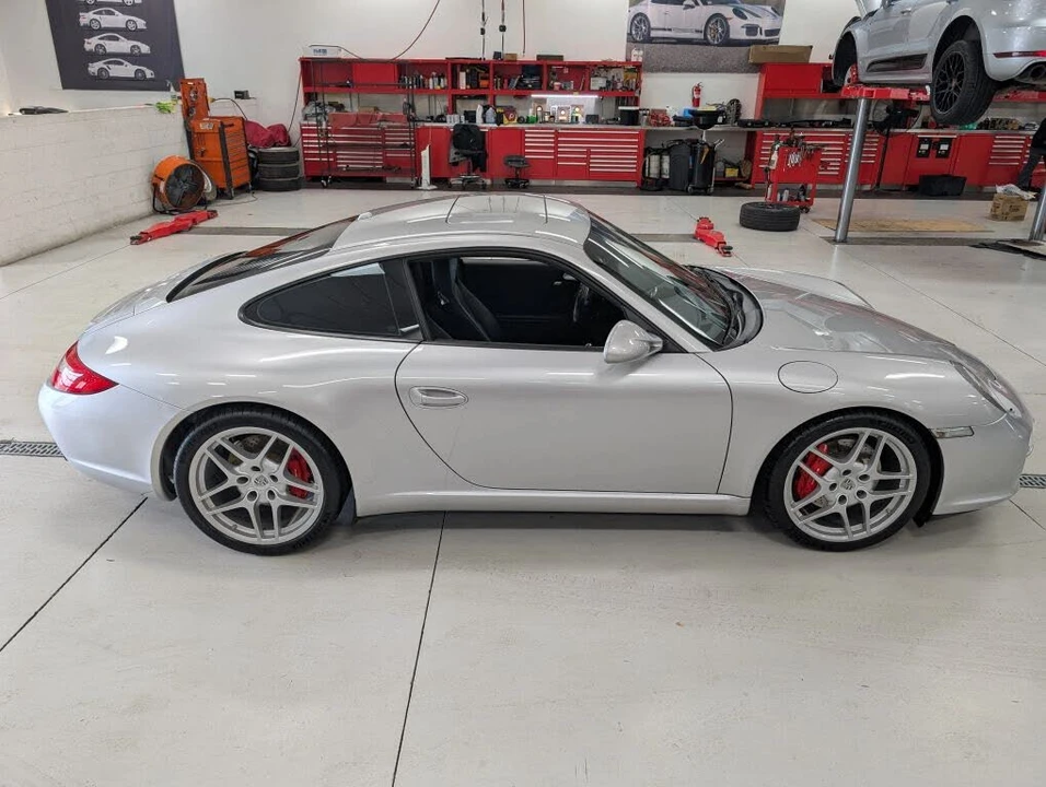 2010 Porsche 997 Carrera S - Image 11 of 31