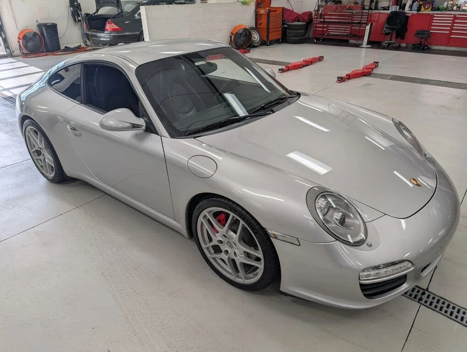 2010 Porsche 997 Carrera S - Image 13 of 31