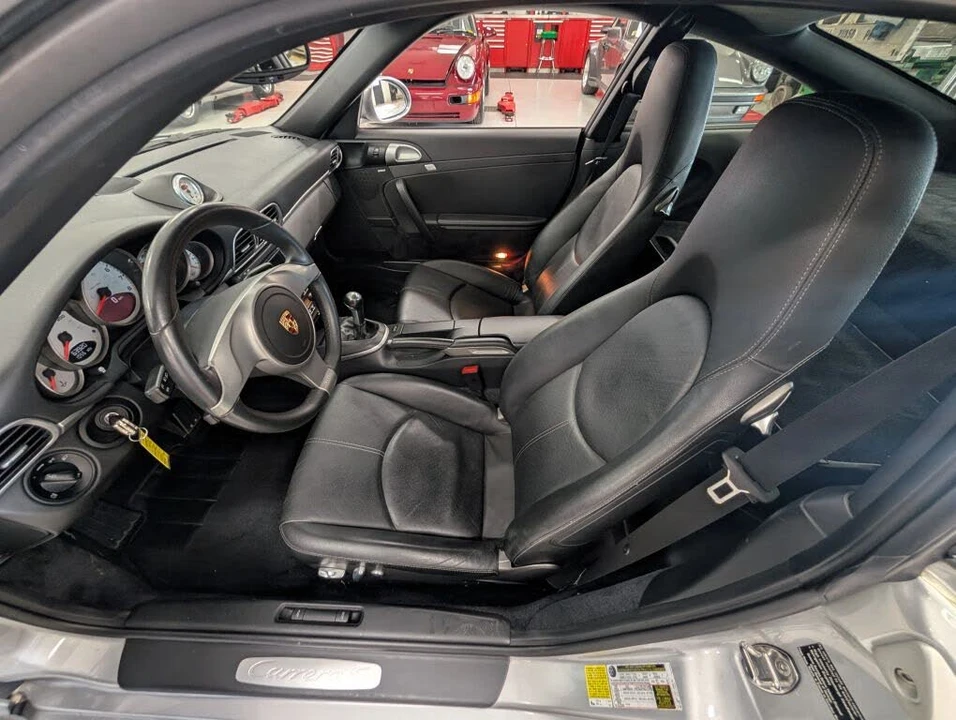 2010 Porsche 997 Carrera S - Image 17 of 31