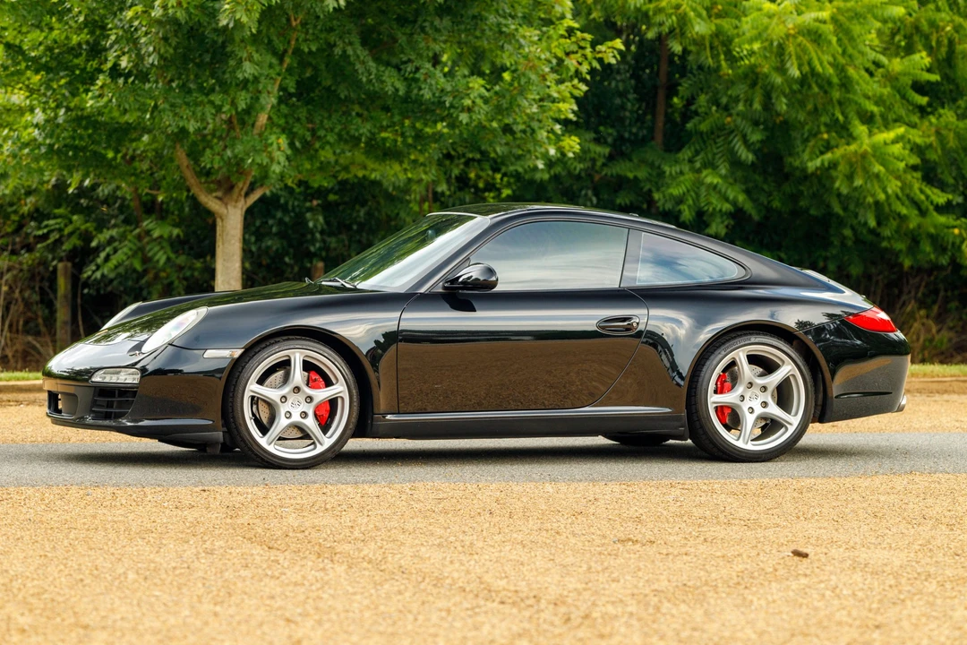 2010 Porsche 997 Carrera S - Image 2 of 31