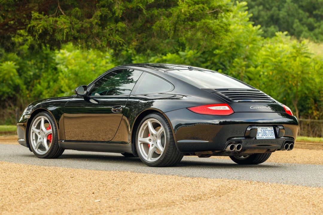 2010 Porsche 997 Carrera S - Image 24 of 31
