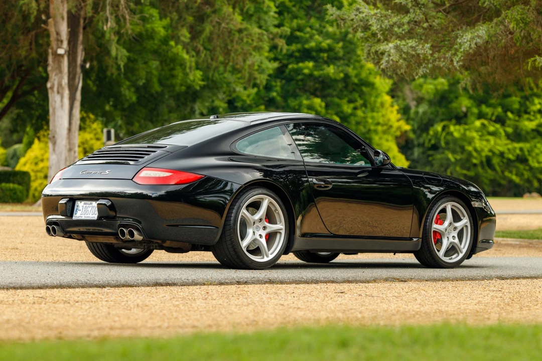 2010 Porsche 997 Carrera S - Image 17 of 31