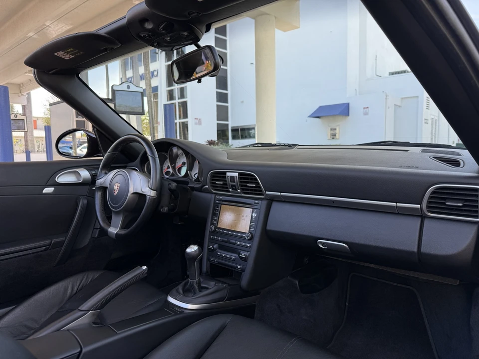 2010 Porsche 997 Carrera S - Image 17 of 21