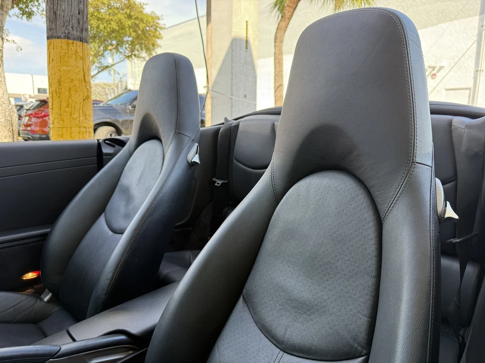 2010 Porsche 997 Carrera S - Image 19 of 21