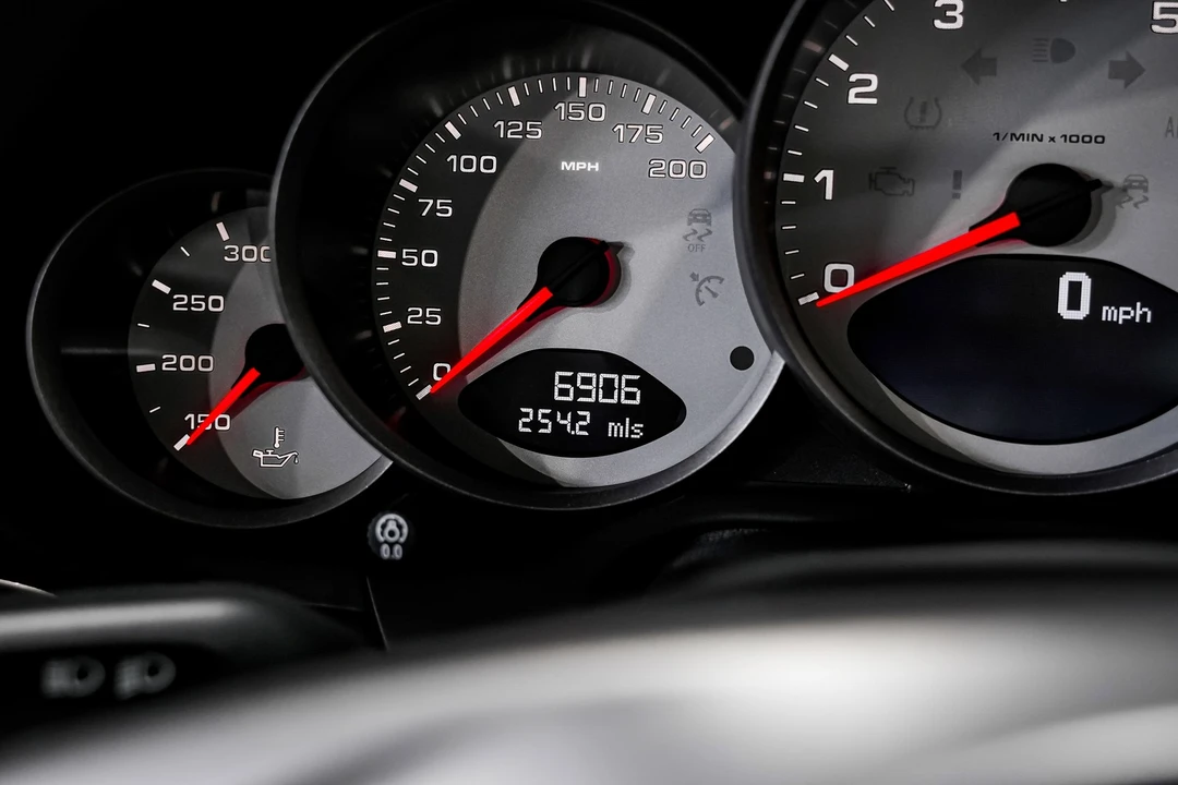 2010 Porsche 997 Carrera S - Image 13 of 21