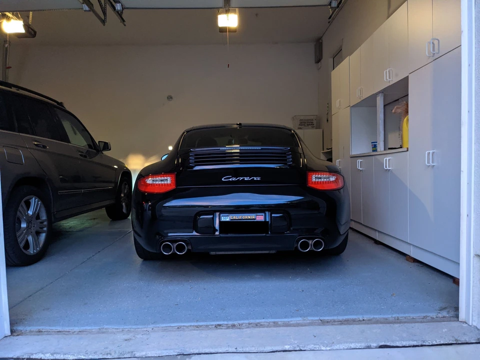2010 Porsche 997 Carrera - Image 10 of 18