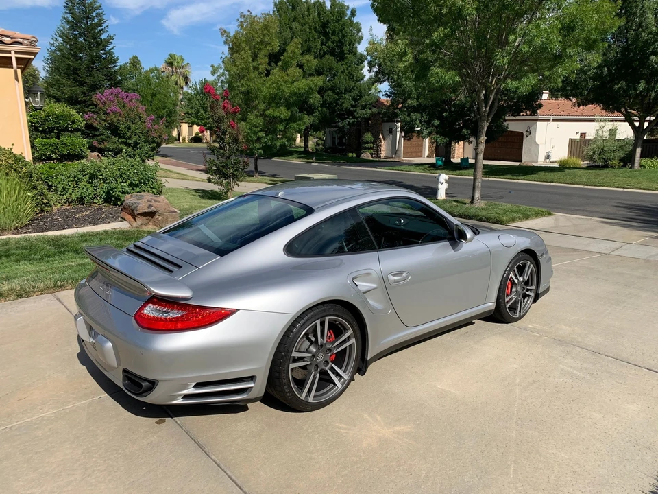 2010 Porsche 997 Turbo - Image 4 of 12
