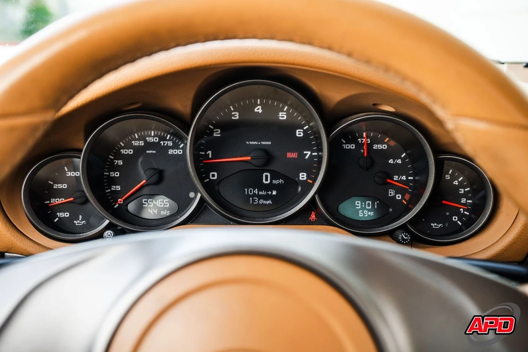 2010 Porsche 997 Carrera - Image 8 of 12