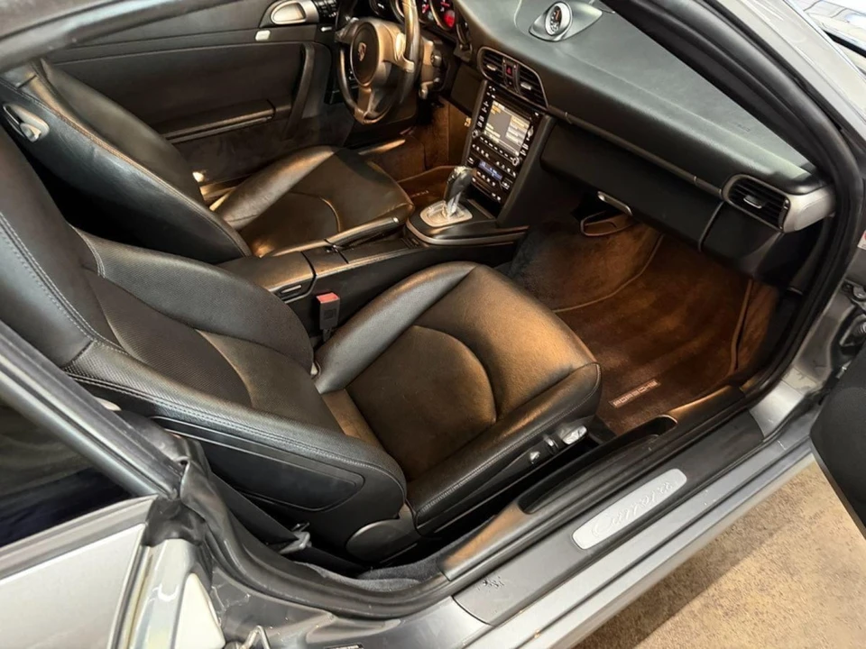 2010 Porsche 997 Carrera - Image 18 of 21