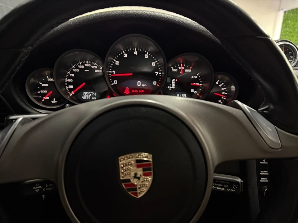 2010 Porsche 997 Carrera - Image 15 of 21