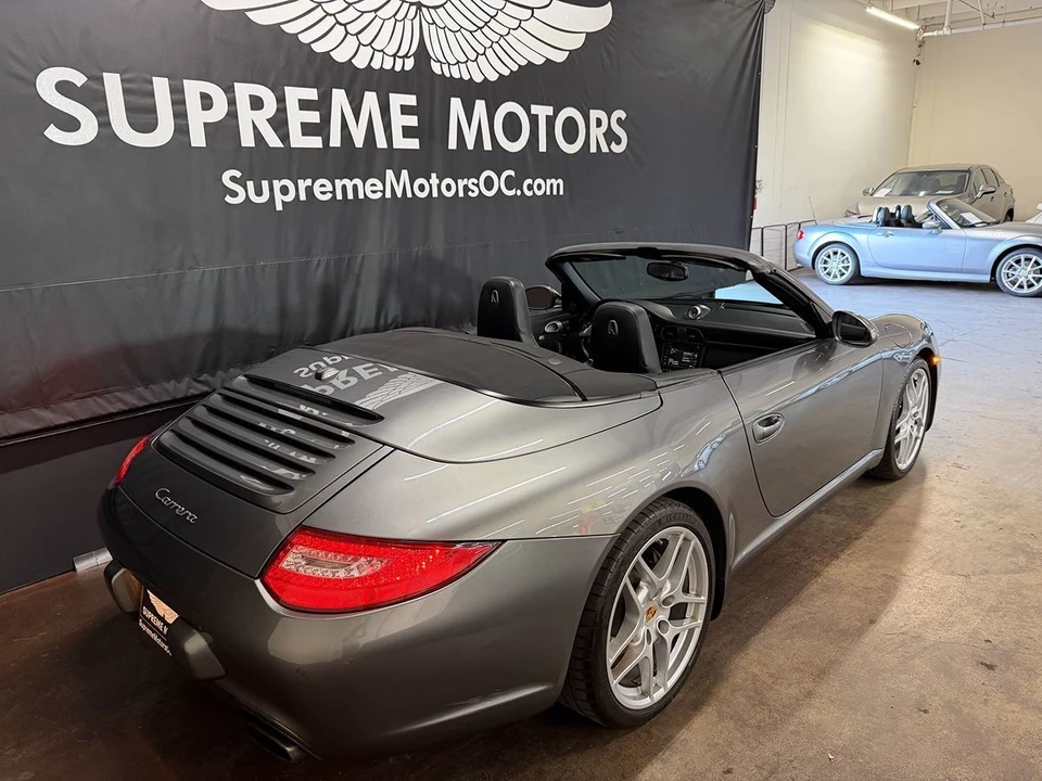 2010 Porsche 997 Carrera - Image 9 of 21