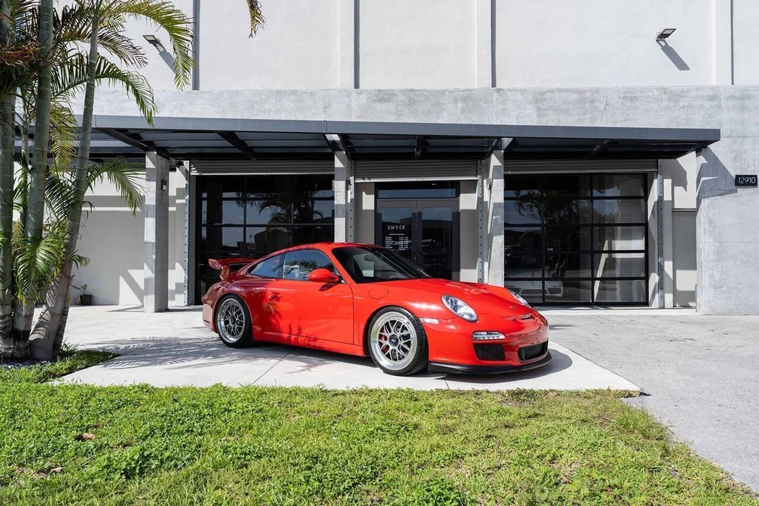 2010 Porsche 997 GT3 - Image 9 of 31