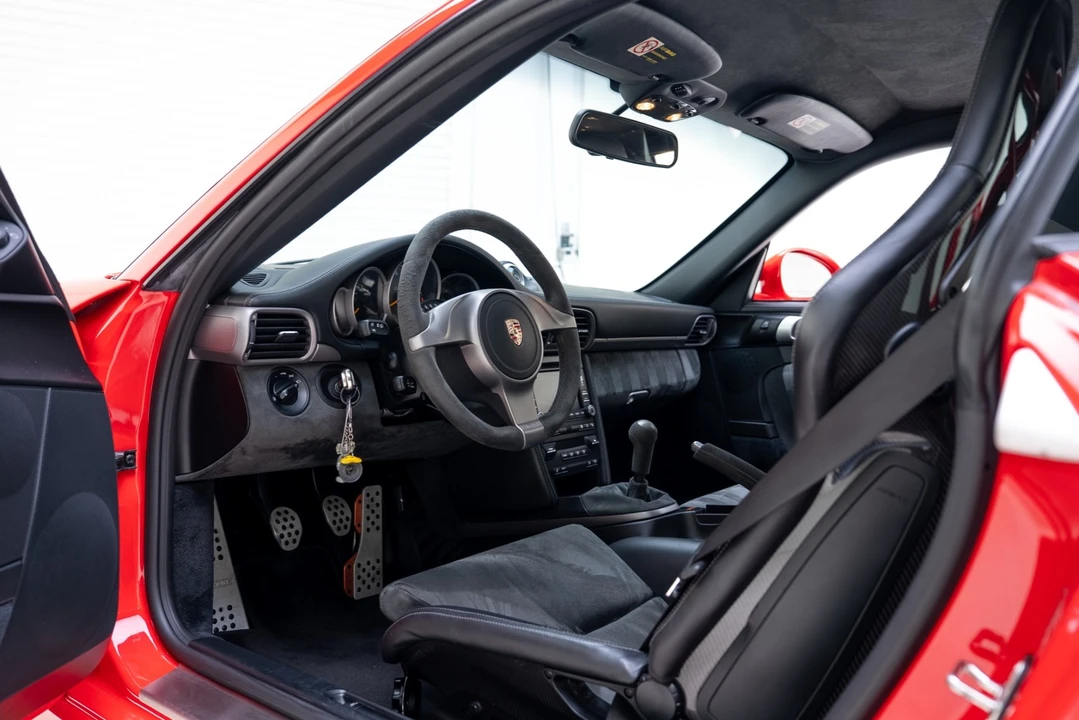 2010 Porsche 997 GT3 - Image 2 of 21
