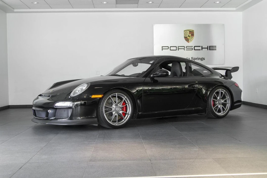 2010 Porsche 997 GT3 - Image 2 of 7