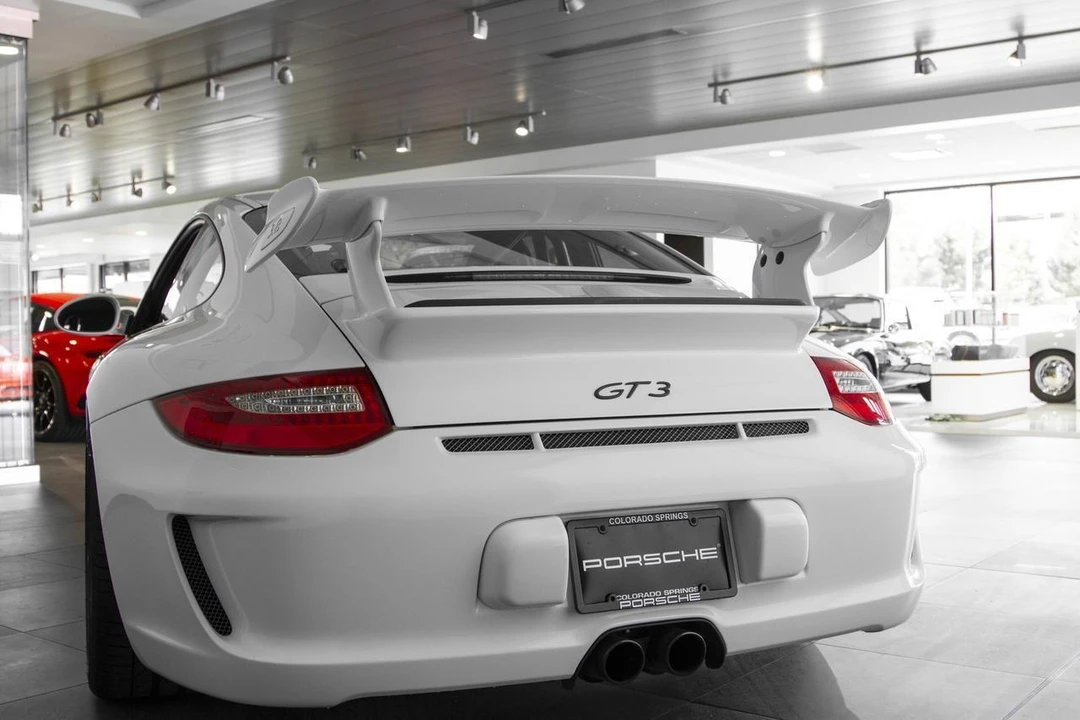 2010 Porsche 997 GT3 - Image 4 of 9