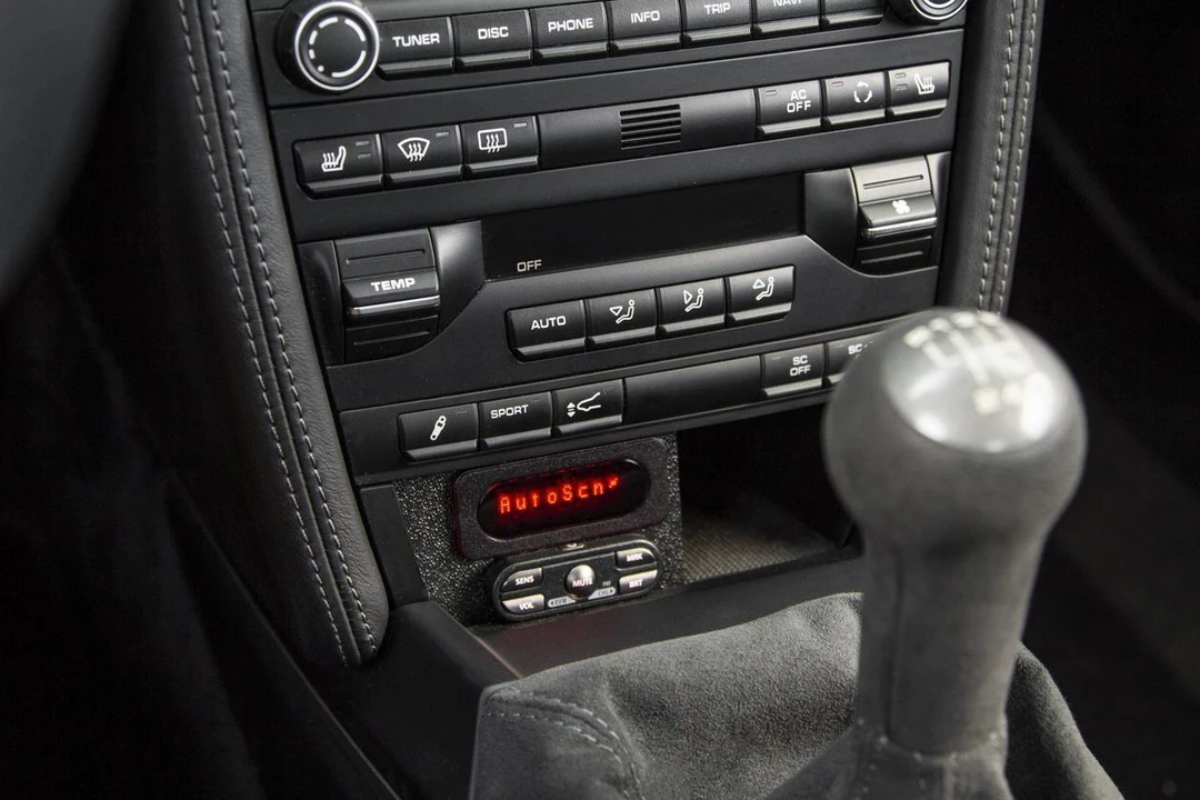 2010 Porsche 997 GT3 - Image 9 of 9