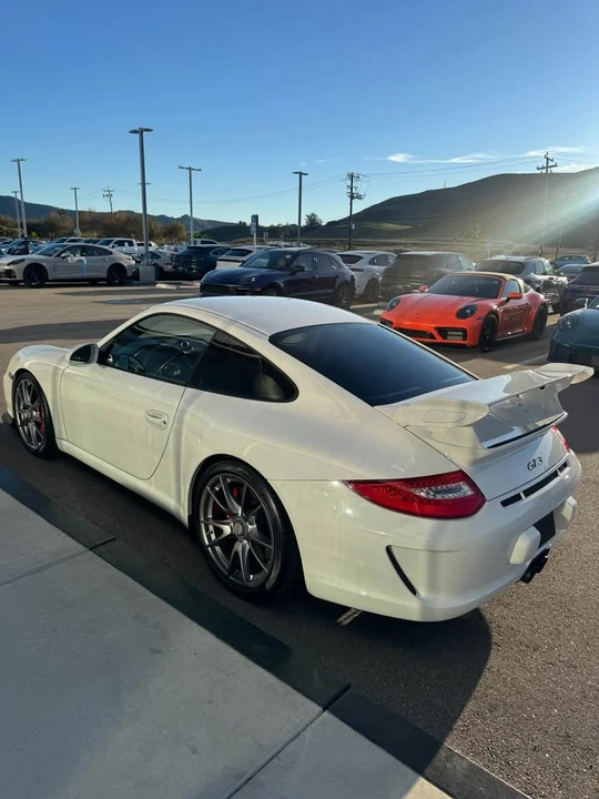 2010 Porsche 997 GT3 - Image 5 of 18