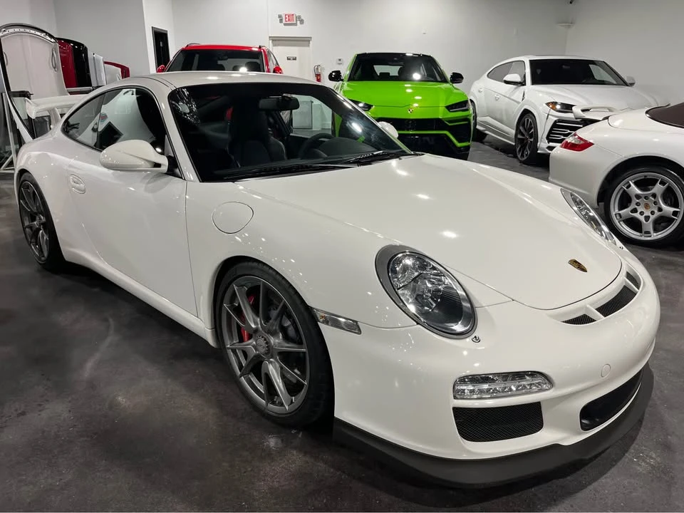 2010 Porsche 997 GT3 - Image 4 of 13
