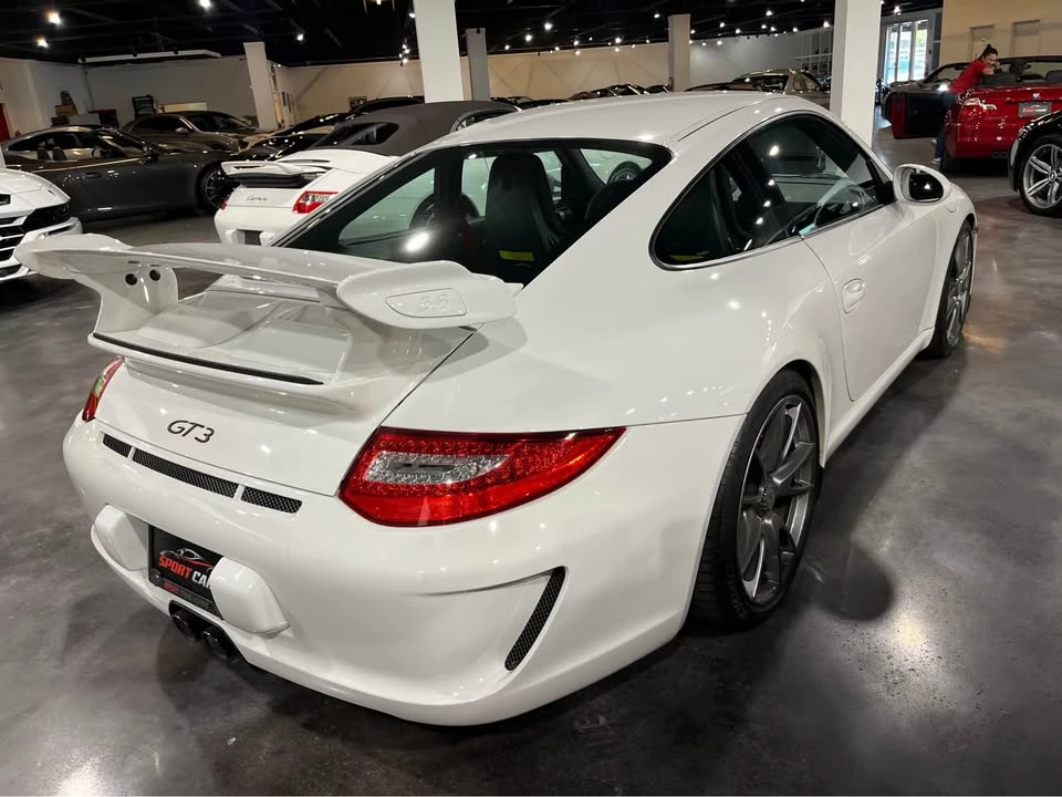 2010 Porsche 997 GT3 - Image 5 of 13