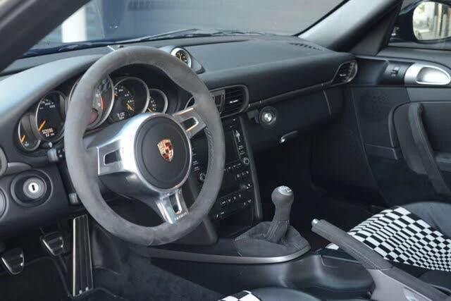 2010 Porsche 997 GT3 - Image 4 of 31