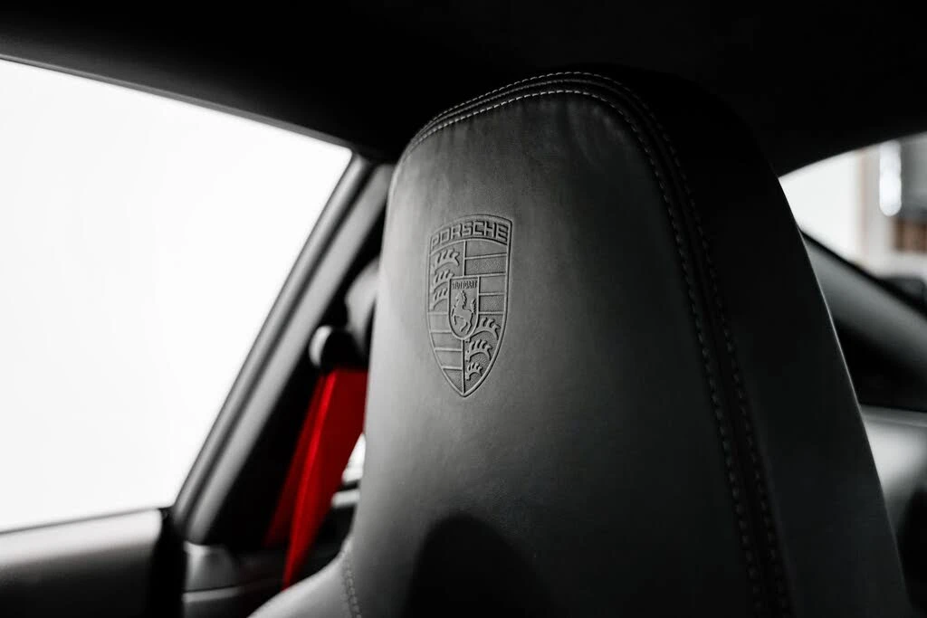 2010 Porsche 997 GT3 - Image 16 of 31