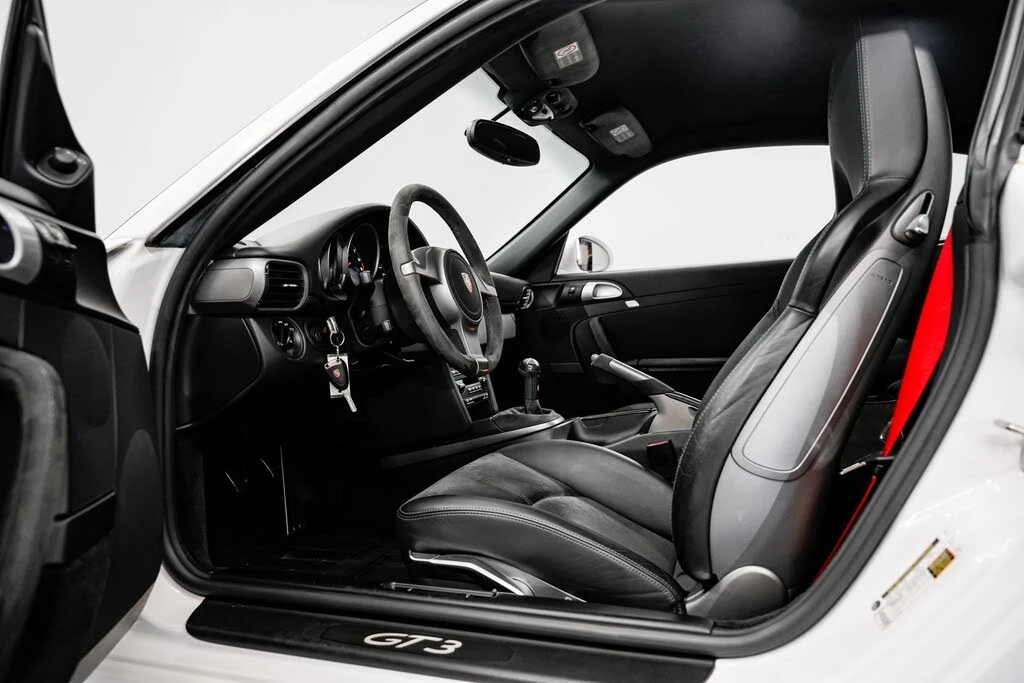 2010 Porsche 997 GT3 - Image 17 of 31