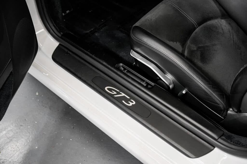 2010 Porsche 997 GT3 - Image 21 of 31