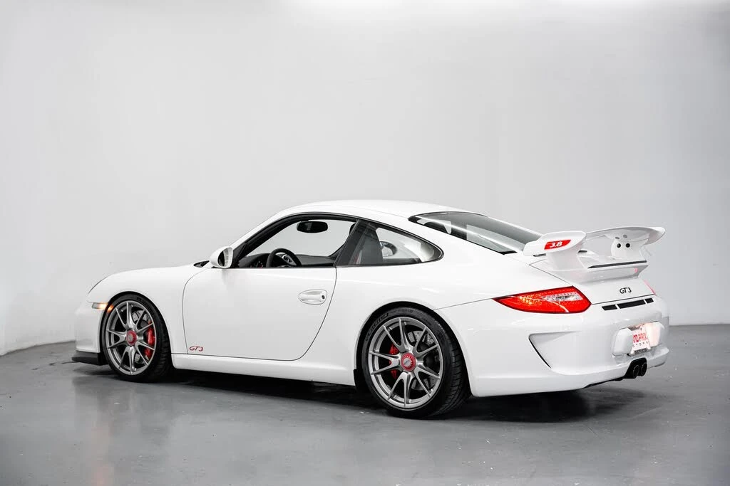 2010 Porsche 997 GT3 - Image 8 of 31