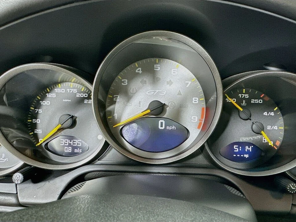 2010 Porsche 997 GT3 - Image 11 of 17