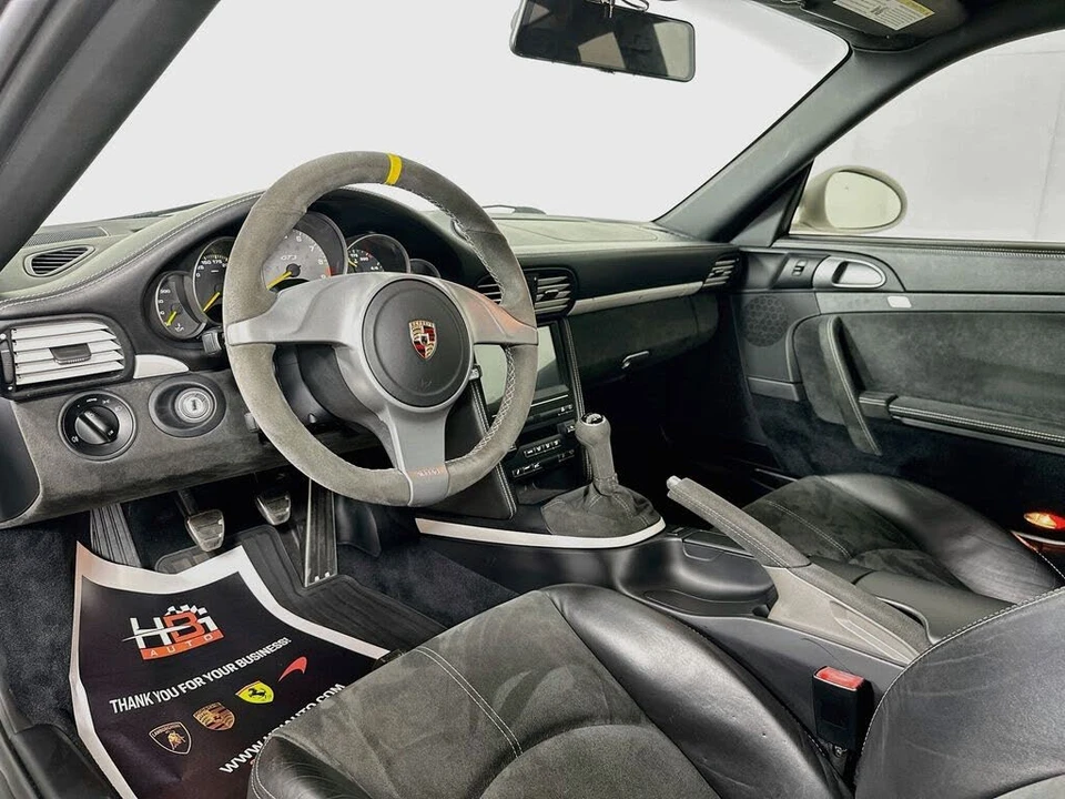 2010 Porsche 997 GT3 - Image 10 of 17