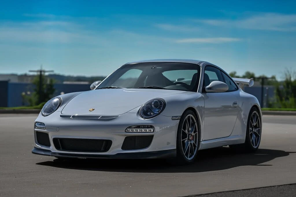 2010 Porsche 997 GT3 - Image 2 of 25