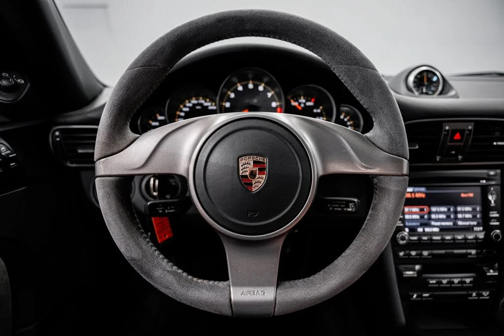 2010 Porsche 997 GT3 - Image 10 of 31