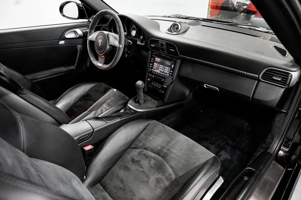 2010 Porsche 997 GT3 - Image 26 of 31