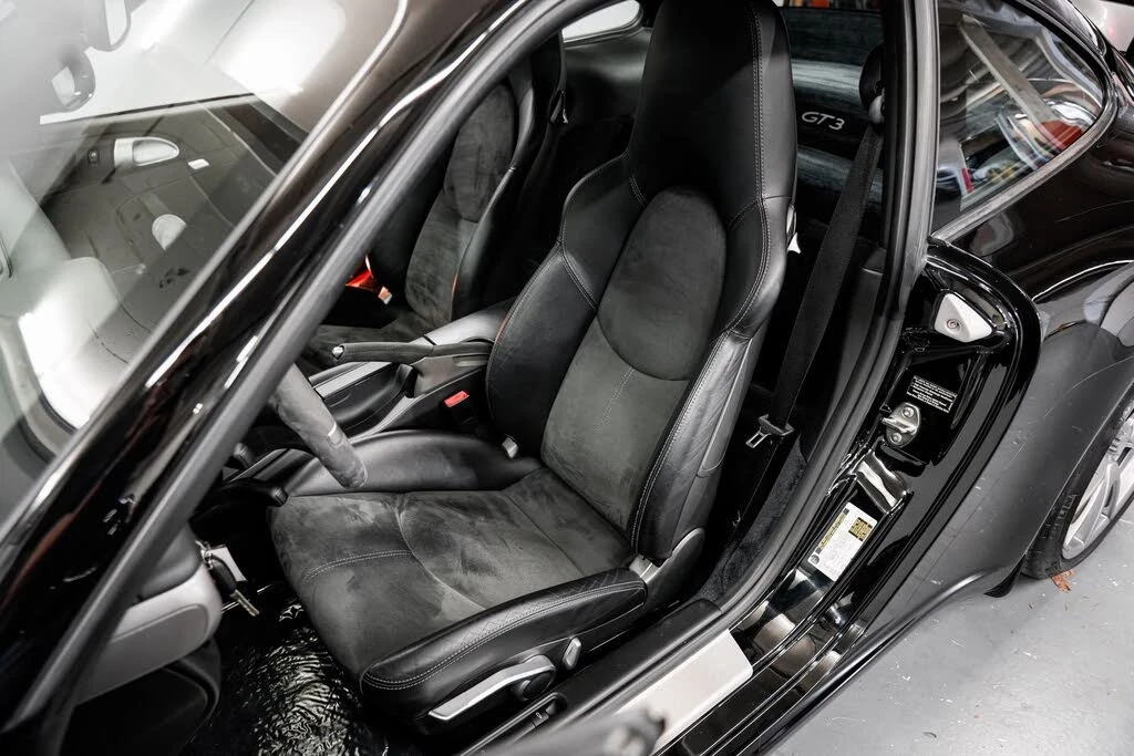 2010 Porsche 997 GT3 - Image 17 of 31