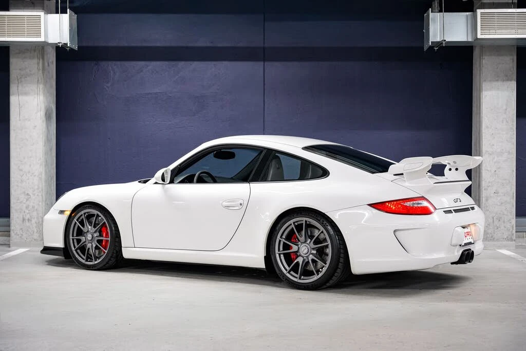 2010 Porsche 997 GT3 - Image 8 of 31