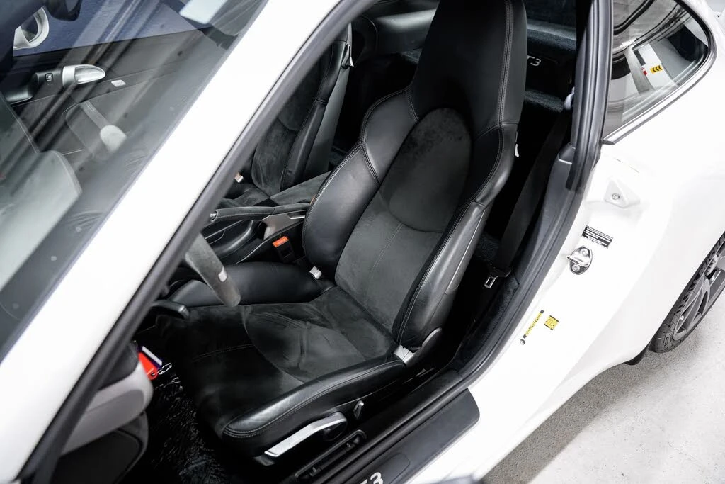 2010 Porsche 997 GT3 - Image 18 of 31
