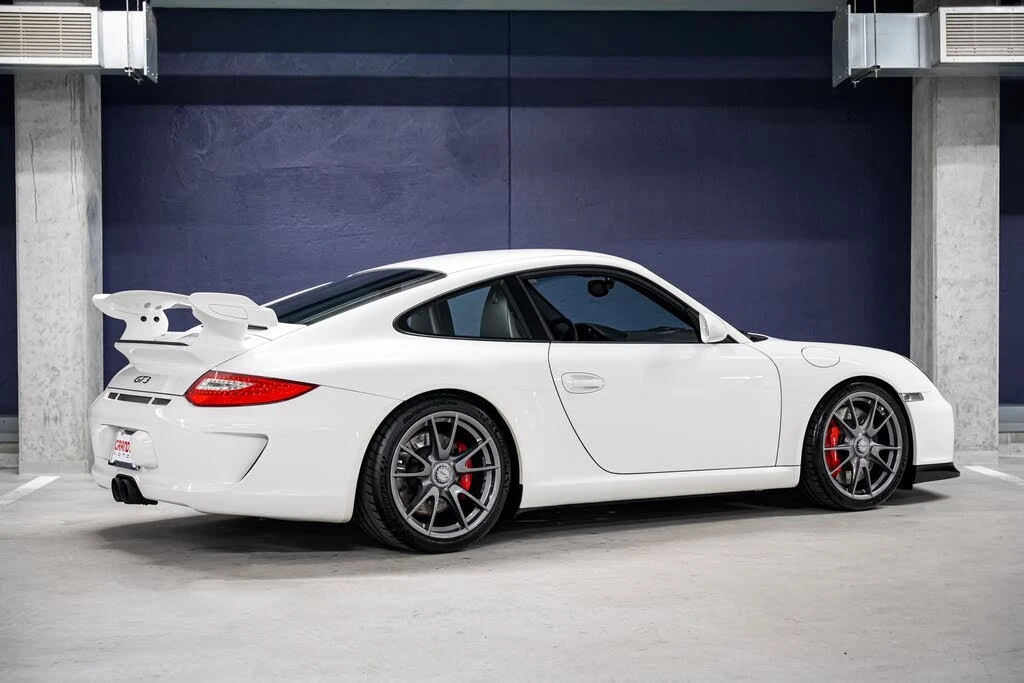 2010 Porsche 997 GT3 - Image 3 of 31