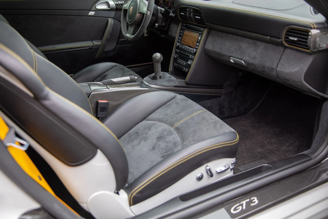 2010 Porsche 997 GT3 - Image 28 of 31