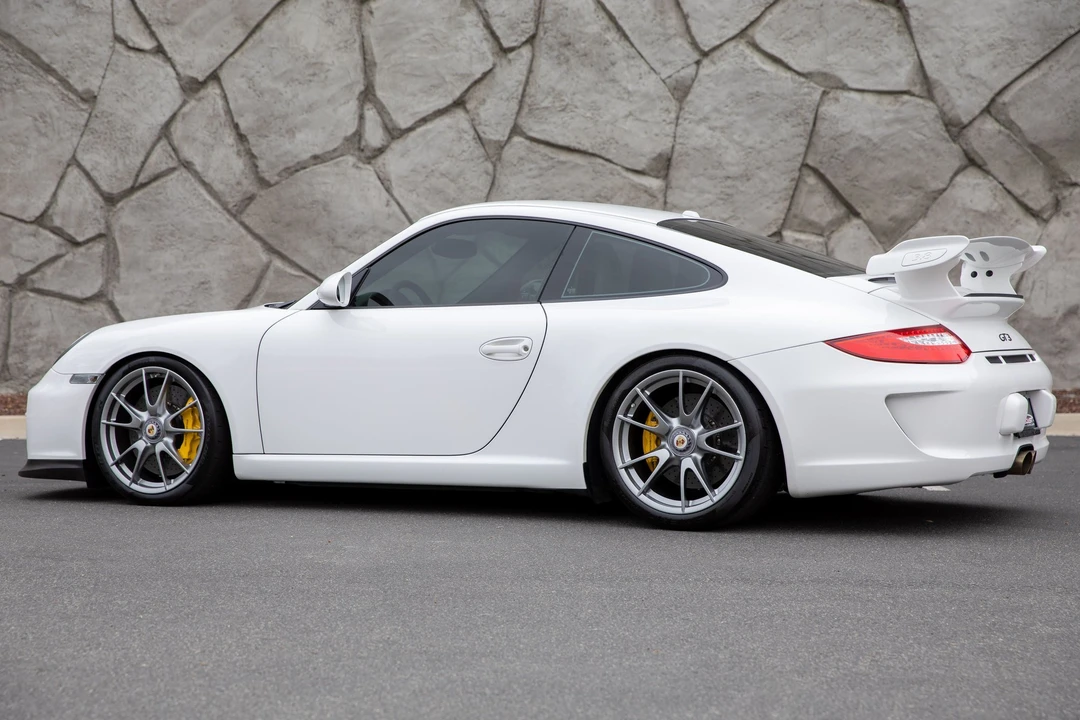 2010 Porsche 997 GT3 - Image 5 of 31