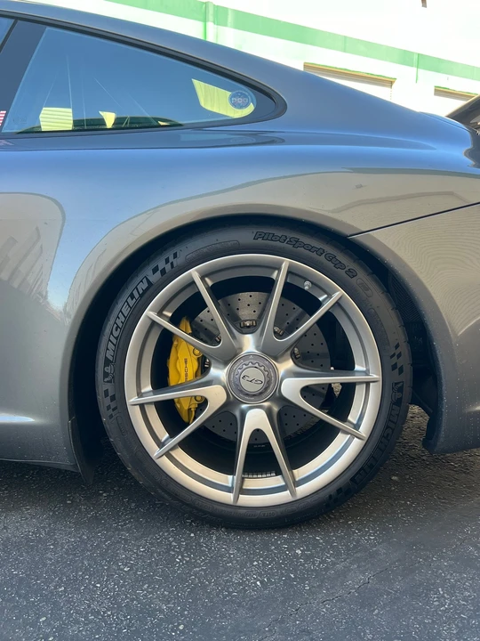 2010 Porsche 997 GT3 - Image 15 of 31
