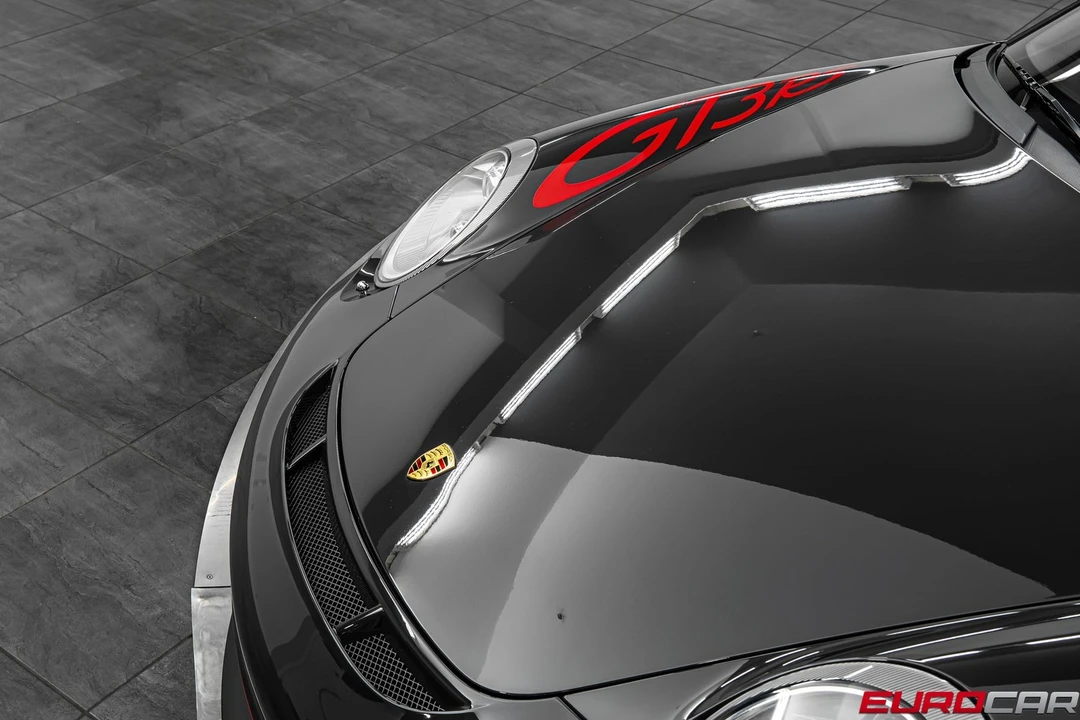 2010 Porsche 997 GT3 RS - Image 9 of 31