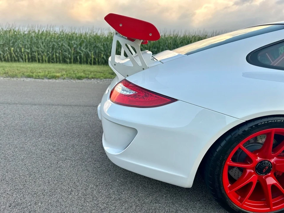 2010 Porsche 997 GT3 RS - Image 16 of 31
