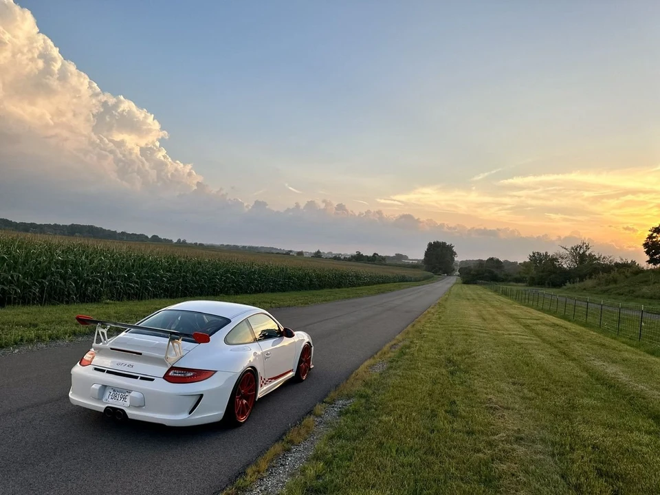 2010 Porsche 997 GT3 RS - Image 8 of 31