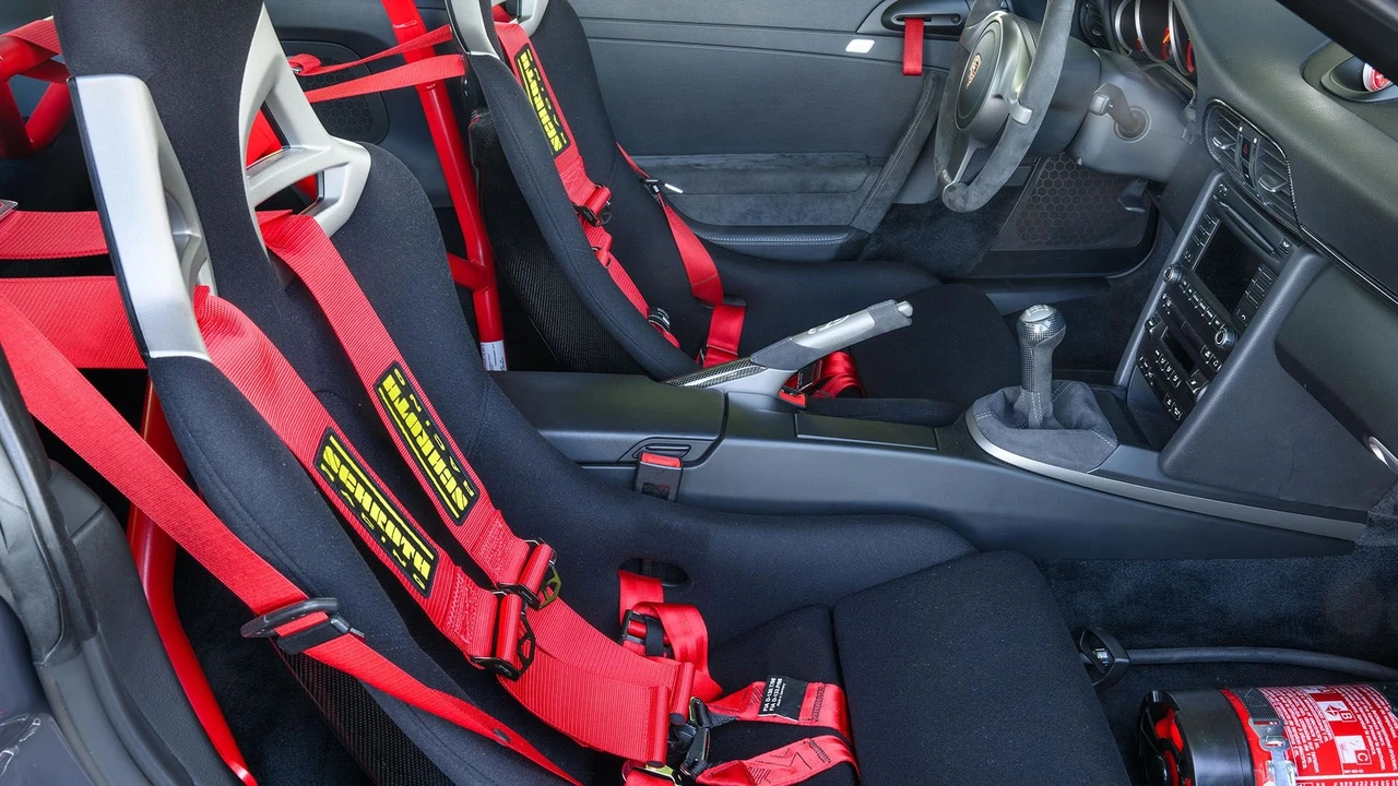 2010 Porsche 997 GT3 RS - Image 31 of 31