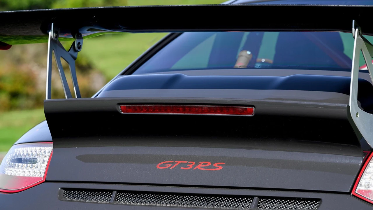 2010 Porsche 997 GT3 RS - Image 29 of 31