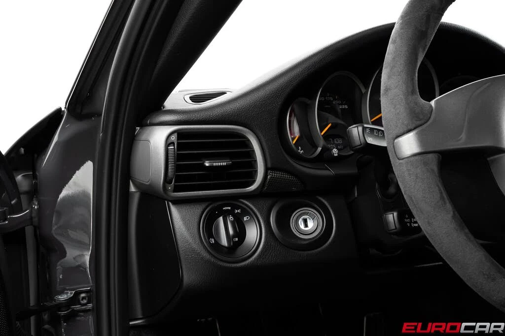 2010 Porsche 997 GT3 RS - Image 29 of 31